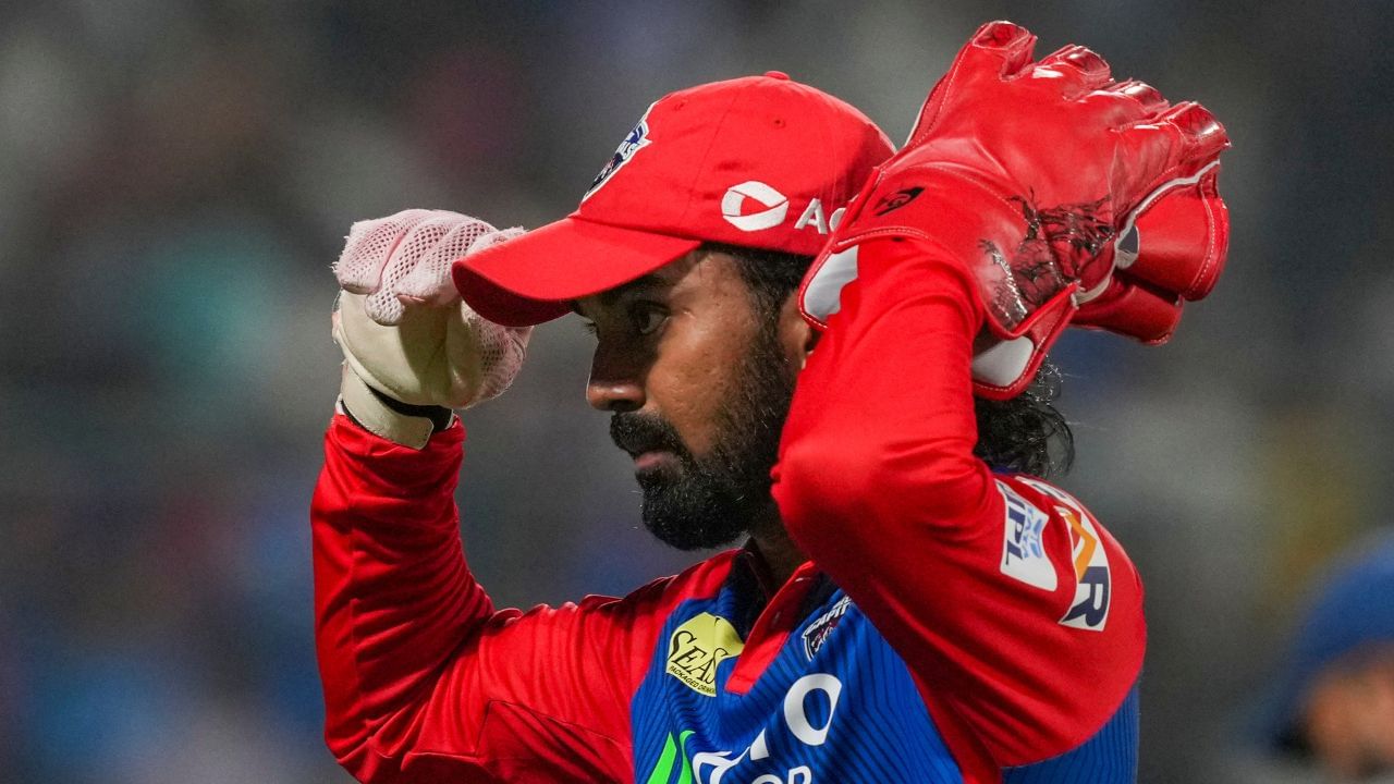 મેદાન પર શાંત પરંતુ બેટિંગમાં આક્રમક રહેનારા આ બેટ્સમેનને ઘણીવાર ટીકાનો સામનો કરવો પડ્યો છે.