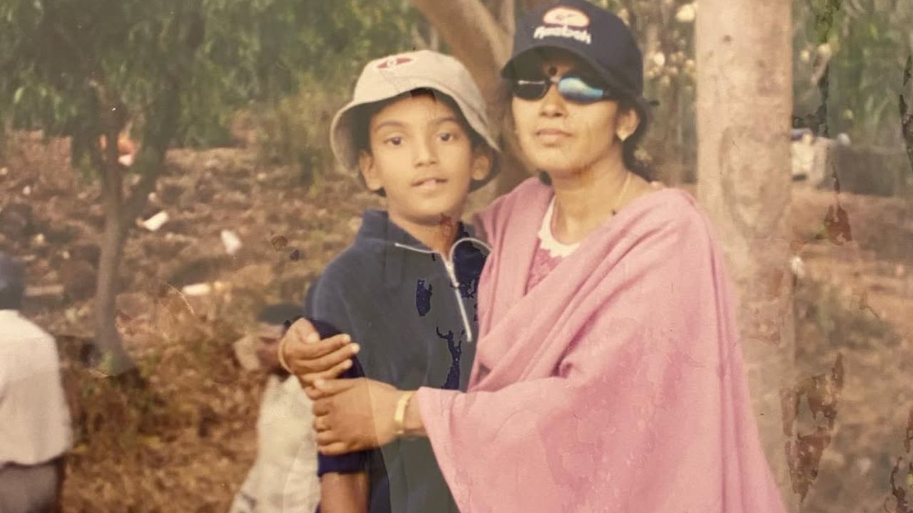 રાહુલના પિતા કે.એન. લોકેશ અને માતા રાજેશ્વરી બંને શૈક્ષણિક ક્ષેત્ર સાથે સંકળાયેલા છે. પિતા પણ સુનીલ ગાવસ્કરના મોટા ચાહક હતા. આવી સ્થિતિમાં, તેમને તેમના પુત્રને રમવા સામે કોઈ વાંધો નહોતો. જોકે, તેની એક શરત હતી. તેણે રાહુલને કહ્યું હતું કે તેની રમતગમત તેના અભ્યાસને અસર ન કરે.