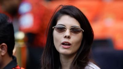 IPLમાં રમી રહેલી દરેક ફ્રેન્ચાઈઝીના માલિક એ વાતનો પ્રયાસ કરે છે કે તેઓ જે પણ પૈસા ખર્ચે છે, તેનો ફાયદો તેમની ટીમને થાય. પરંતુ એવું લાગે છે કે સનરાઈઝર્સ હૈદરાબાદના માલિક કાવ્યા મારનને તેના ખર્ચ કરેલા પૈસાનું નુકસાન થઈ રહ્યું છે. તે પણ 39.25 કરોડ રૂપિયાનું નુકસાન.