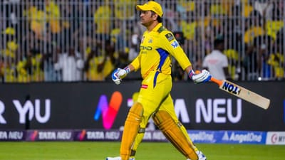 IPL 2025માં શનિવાર 5 એપ્રિલના રોજ ચેન્નાઈ સુપર કિંગ્સ તેના હોમ ગ્રાઉન્ડ ચેપોક સ્ટેડિયમ પર દિલ્હી કેપિટલ્સ સામે ટકરાશે. સતત બે મેચ હારી ચૂકેલી ચેન્નાઈની ટીમ દિલ્હી સામે જીત નોંધાવવા માંગશે. શનિવારની મેચમાં મહેન્દ્ર સિંહ ધોની ટીમની કમાન સંભાળી શકે છે.