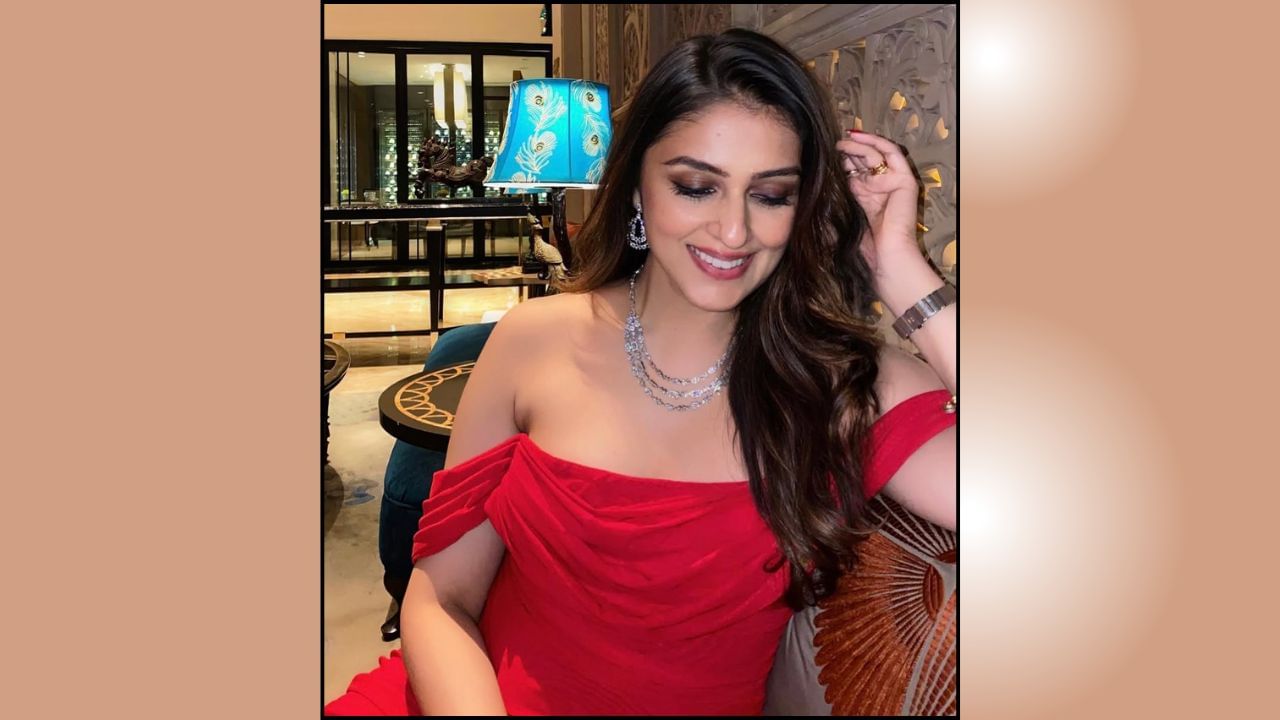 એક એવી ઍક્ટ્રેસ કે જેણે ના ફક્ત હિન્દીમાં જ પરંતુ સાઉથ અને પંજાબી સિનેમામાં પણ ડંકો વગાડ્યો. આ એક એવી અભિનેત્રી કે જેણે 300 જેટલી એડવર્ટિઝમેન્ટમાં કામ કર્યું અને ખ્યાતિ મેળવી.