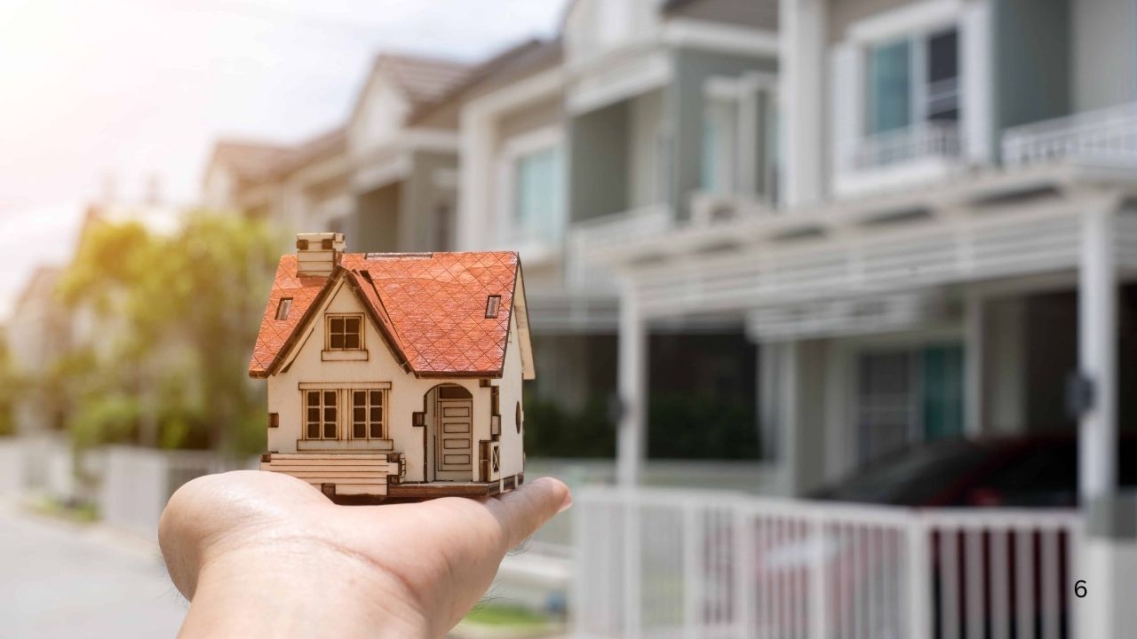 લેન્ડમાર્ક જજમેન્ટ્સ: Subhash Chand Sharma v. State of UP, 2017 (Allahabad HC), કોર્ટે કહ્યું કે જો દીકરો માતા-પિતાની સંભાળ ન રાખે તો મિલકતનું ટ્રાન્સફર રદ થઈ શકે છે. P.K. Sreemathi v. State of Kerala (2019, Kerala HC) કેસમાં પુત્રએ કાળજી ન લીધી અને માતાને માનસિક ત્રાસ આપ્યો તેથી ગિફ્ટ ડીડ રદ કરવામાં આવી. Shrimati Kalawati v. State of UP (2020, Allahabad HC) કેસમાં કોર્ટે સ્પષ્ટપણે કહ્યું કે, જો કોઈ પુત્ર તેની માતાની સંભાળ રાખતો નથી, તો માતા મિલકત પાછી લઈ શકે છે, ભલે તે રજિસ્ટર્ડ ગિફ્ટ ડીડ હોય.