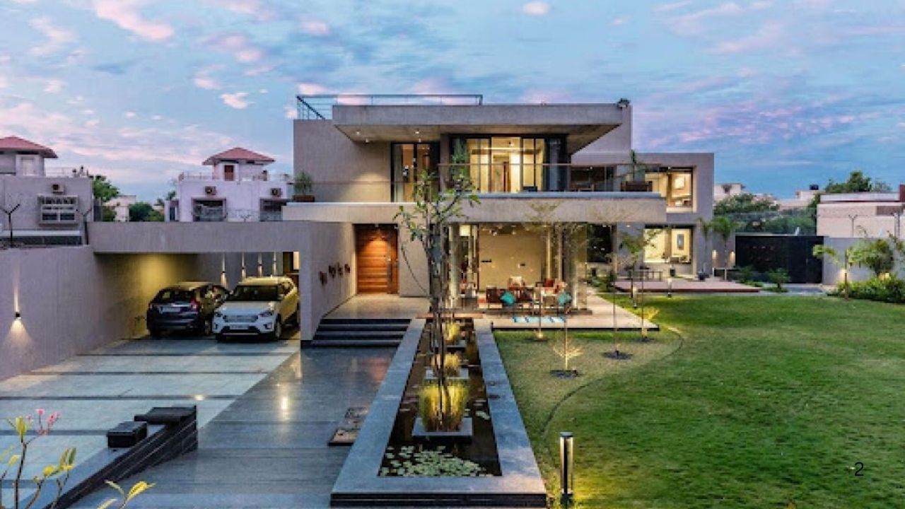 જો દીકરો માતાની સંભાળ ન રાખે, તો Section 23 of Maintenance and Welfare of Parents and Senior Citizens Act, 2007 ની કલમ 23 હેઠળ તેને આપવામાં આવેલી મિલકત પાછી લઈ શકે છે. આ કાયદો વૃદ્ધોને ગૌરવ સાથે જીવન જીવવાની શક્તિ આપે છે. (Disclaimer: જો તમારી પાસે કોઈ ચોક્કસ કેસ હોય તો કાનૂની નિષ્ણાત (વકીલ) ની સલાહ લેવી સલાહભર્યું છે. અહીં આપેલી માહિતી ફક્ત કોર્ટના નિર્ણયો અને કલમોને આધારે આપવામાં આવી છે. તમારે કોઈ કેસ માટે જાણવું હોય તો યોગ્ય વકીલની સલાહ લઈ શકો છો.)(All Image Symbolic)