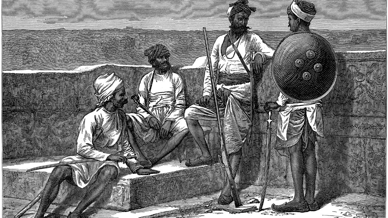 કેટલાક પરમાર વંશજોએ ગુજરાત અને મહારાષ્ટ્રમાં મરાઠા શાસન હેઠળ પણ સેવા આપી હતી.