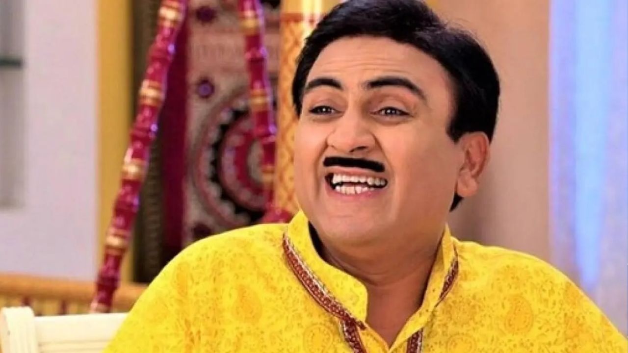 ફિલ્મીબીટના અહેવાલ મુજબ, દિલીપ જોશી, શોના સૌથી પ્રિય અભિનેતા હોવા ઉપરાંત, 'તારક મહેતા...' ના સૌથી વધુ કમાણી કરનાર અભિનેતા પણ છે.