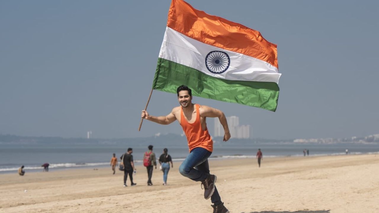 બોલિવૂડ અભિનેતા વરુણ ધવને તેની લાંબા સમયની ગર્લફ્રેન્ડ અને બાળપણની મિત્ર નતાશા દલાલ સાથે લગ્ન કર્યા.બંન્ને એક દીકરીના માતા-પિતા પણ છે.