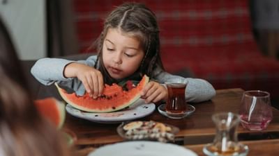 તરબૂચની સાથે સાથે તરબૂચના બીજ ખાવાનું શરૂ કરો, શરીરમાં દેખાશે આટલા ફાયદા