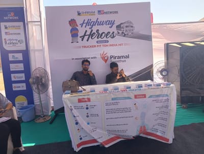 શ્રીરામ ફાઇનાન્સ અને ટીવી9 નેટવર્ક દ્વારા સંયુક્ત રીતે શરૂ કરાયેલ ખાસ પહેલ હાઇવે હીરોઝ કેમ્પેનનો આજે ગાંધીધામના મીઠી રોહર સ્થિત અજવા પાર્કિંગ ખાતે ભવ્ય પ્રારંભ થયો. આ ઝુંબેશનો ઉદ્દેશ્ય દેશભરના ટ્રક ડ્રાઈવર ભાઈઓનું સન્માન કરવાનો, તેમના સ્વાસ્થ્ય અને જીવનશૈલીમાં સુધારો કરવાનો અને તેમને સમાજમાં એક મજબૂત ઓળખ આપવાનો છે.