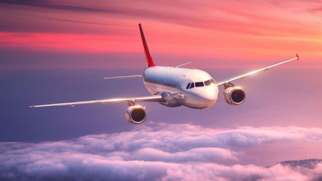 આવી સ્થિતિમાં, ભારતીય એરલાઇન કંપનીઓને વૈકલ્પિક રૂટનો આશરો લેવો પડી રહ્યો છે. આ રૂટ ખૂબ લાંબા છે અને તેમના પર ખર્ચ પણ વધારે છે. ATFમાં વધારાને કારણે, ભાડું વધ્યું છે, જેના કારણે મુસાફરો અને એરલાઇન્સ બંને મુશ્કેલીઓનો સામનો કરી રહ્યા છે.