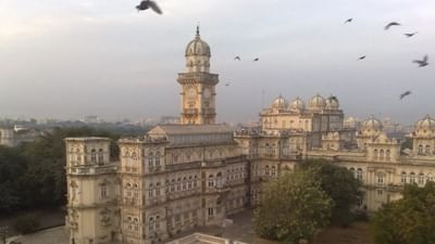 જામનગર ગુજરાતના દરિયાકિનારા પાસે આવેલું શહેર છે. તમે ઉનાળા વેકેશનમાં બાળકો સાથે જામનગરમાં આવેલા કેટલાક સ્થળોની મુલાકાત લઈ શકો છો. 