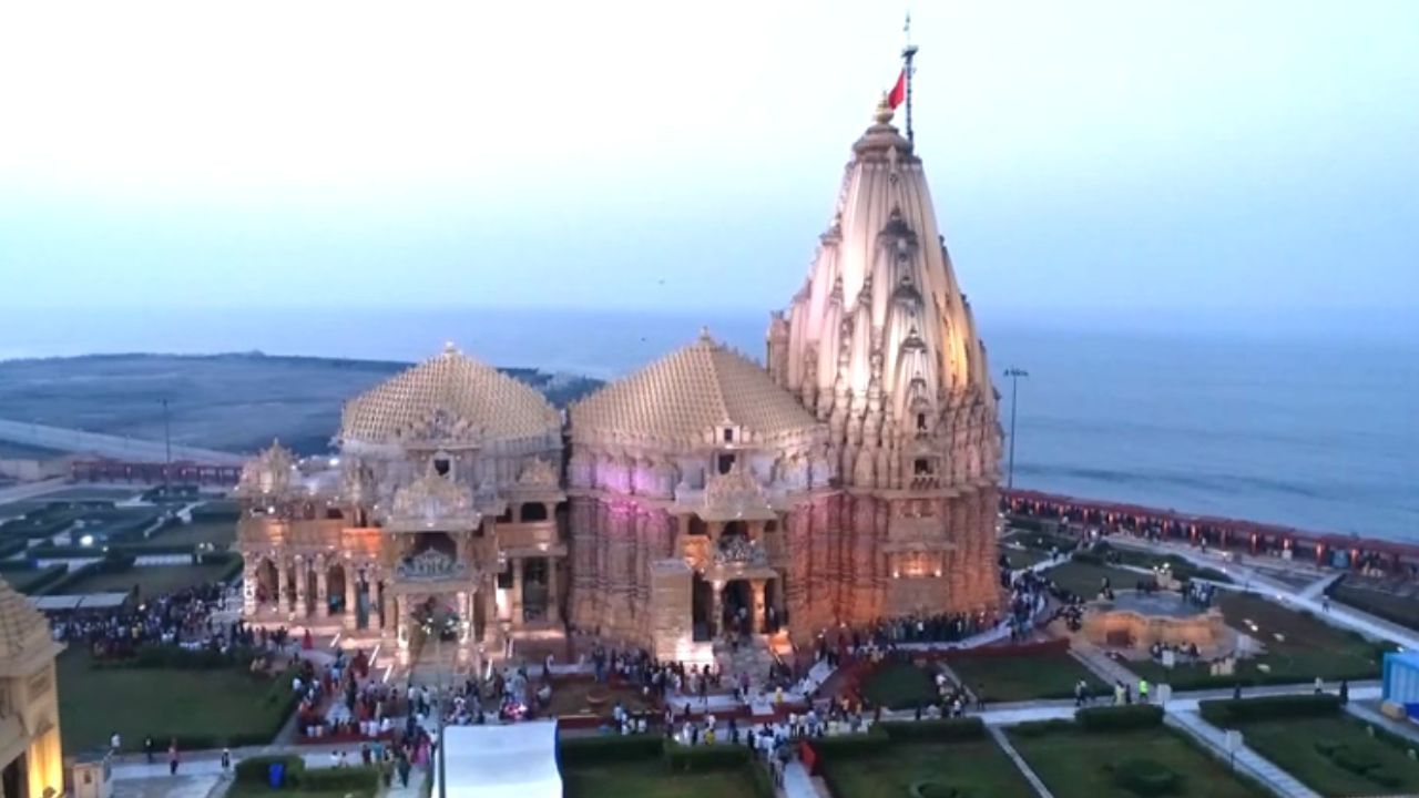 ભારત દેશ સ્વતંત્ર થયો તે પહેલાનો મંદિરનો છેલ્લો જીર્ણોદ્ધાર સને 1787 માં મહારાણી અહલ્યાબાઈએ કરાવ્યો