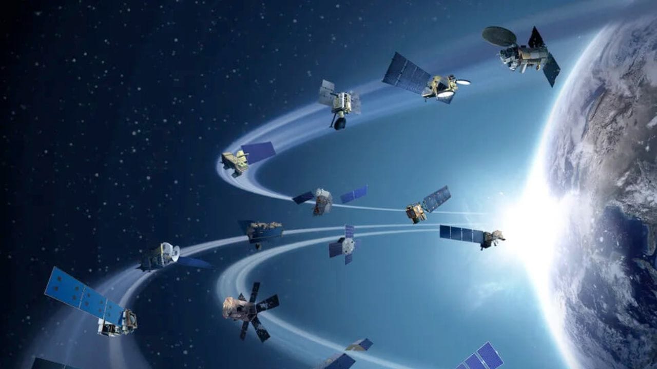 ભારત અને પાકિસ્તાન વચ્ચે ચાલી રહેલા લશ્કરી તણાવની પૃષ્ઠભૂમિમાં તેમની ટિપ્પણી આવી છે. પહેલગામ આતંકવાદી હુમલાના જવાબમાં પાકિસ્તાન અને પાકિસ્તાન અધિકૃત કાશ્મીરમાં આતંકવાદી છાવણીઓનો નાશ કરવાના ઉદ્દેશ્ય સાથે દેશે 7 મેના રોજ સવારે 'ઓપરેશન સિંદૂર' શરૂ કર્યું હતું.