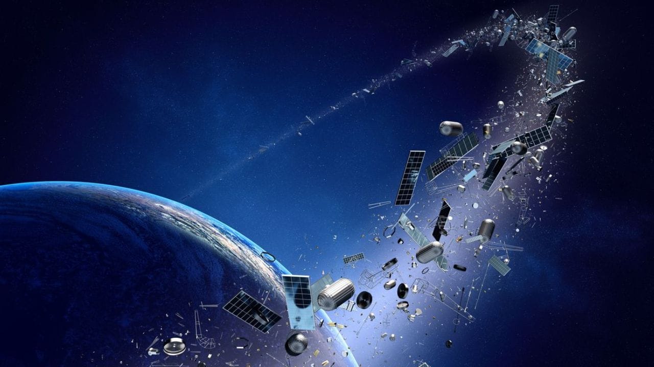 તેમણે કહ્યું કે ઇસરો G20 દેશો માટે એક ખાસ ઉપગ્રહ વિકસાવી રહ્યું છે, જેનો ઉદ્દેશ્ય આબોહવા, વાયુ પ્રદૂષણ અને હવામાનનું નિરીક્ષણ કરવાનો છે. ISROના વડાએ સ્વતંત્રતા પછી દેશની પ્રગતિને "અનોખી અને નોંધપાત્ર" ગણાવી.