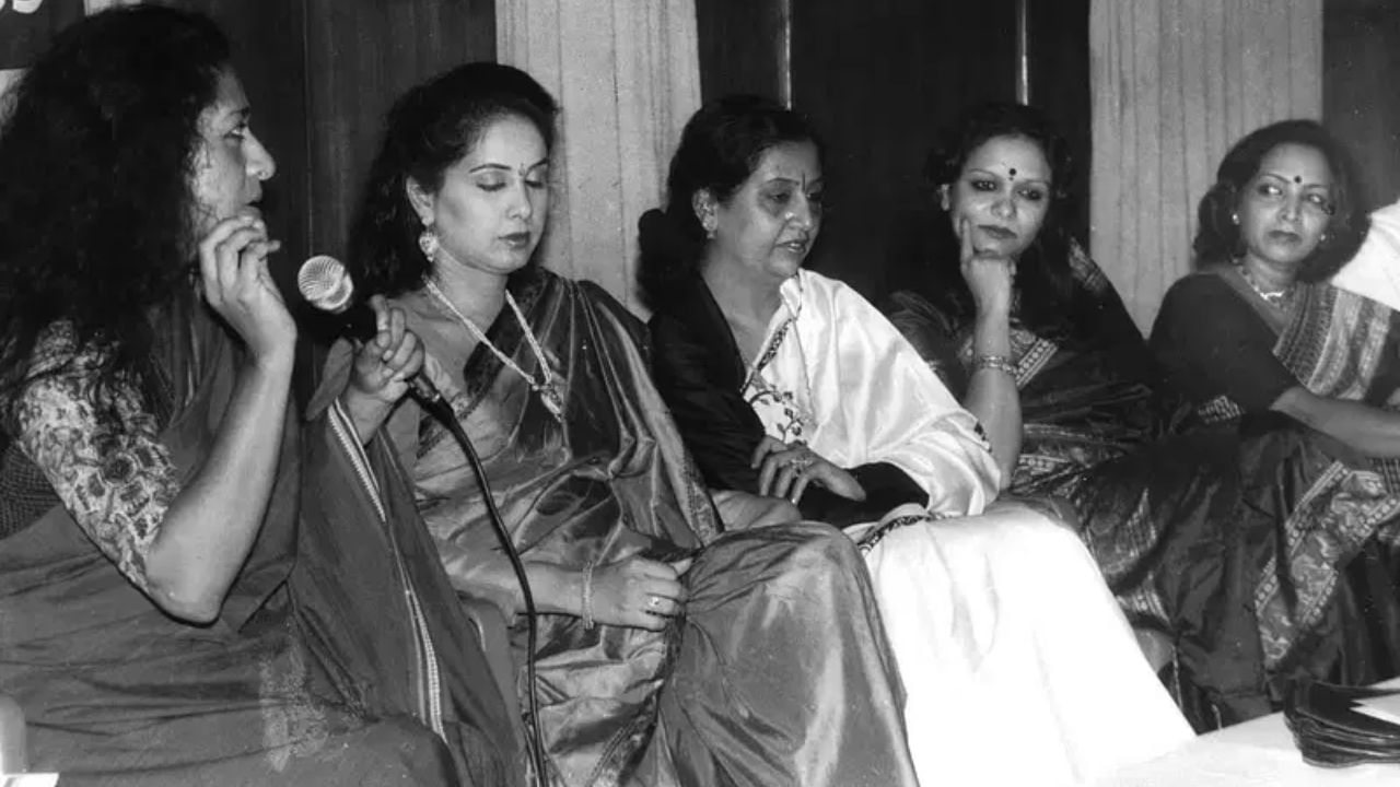 સ્પોન્સરશિપ તેમજ કમર્શિયલ રિટર્ન્સ નબળા સાબિત થયા અને સાથે પ્રોડક્શન ખર્ચ ખૂબ જ ઊંચો ગયો. ત્યાં સુધી કે કેટલાક સંસ્કૃતિક મુદ્દાઓને કારણે આ આયોજનને લઈને વિવાદ પણ ઊભા થયા, જે મિડિયા અને જનતામાં ચર્ચાનો વિષય બન્યા।