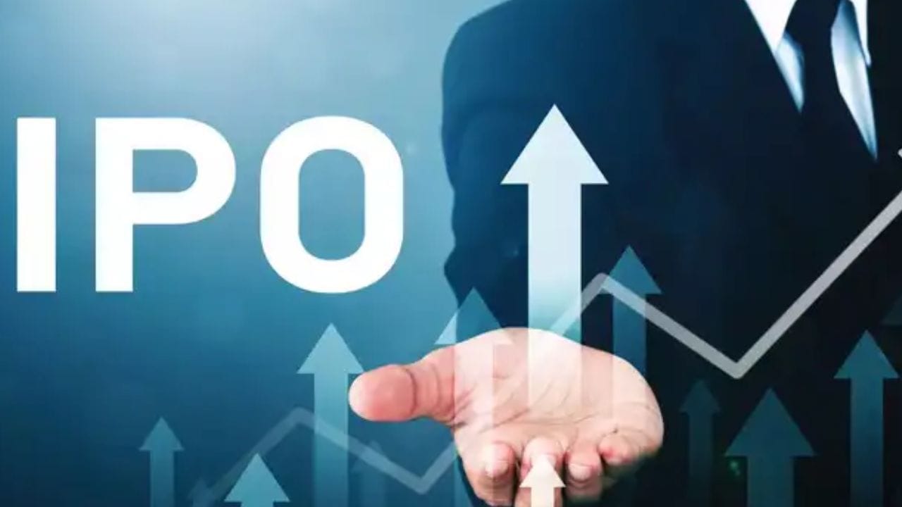  જોકે, આગામી નાણાકીય વર્ષ 2024 માં, તે થોડો ઘટીને રૂ. 352.70 કરોડ થયો. આ સમયગાળા દરમિયાન, કંપનીની આવક સતત વધતી ગઈ અને વાર્ષિક 18 ટકાથી વધુના ચક્રવૃદ્ધિ દર (CAGR) થી વધીને રૂ. 7,555.67 કરોડ સુધી પહોંચી. ગયા નાણાકીય વર્ષ 2024-25 ની વાત કરીએ તો, એપ્રિલ-ડિસેમ્બર 2024 માં, તેનો ચોખ્ખો નફો રૂ. 245.47 કરોડ અને આવક રૂ. 6,064.76 કરોડ હતો.