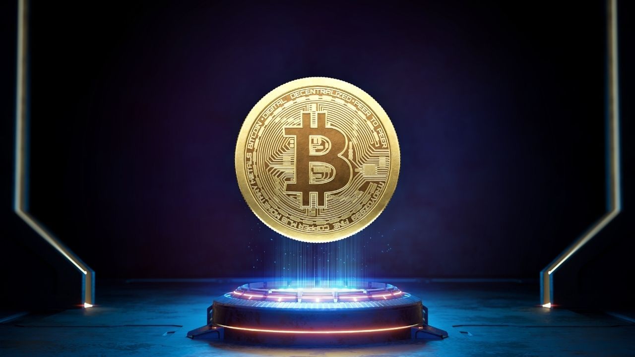 જો તમે એવી ક્રિપ્ટોકરન્સીમાં રોકાણ કરી રહ્યા છો જે હાલમાં ખૂબ લોકપ્રિય નથી અને કોઈ મોટા એક્સચેન્જમાં સૂચિબદ્ધ નથી, તો તે ખૂબ જ મહત્વપૂર્ણ છે કે તમે પહેલા તે ચલણ અથવા ટોકનના શ્વેતપત્રનો અભ્યાસ કરો. જો શ્વેતપત્રમાં આપેલી માહિતી સંતોષકારક, તાર્કિક અને વાજબી ન લાગે, તો તમારે આવા ટોકન અથવા ચલણમાં રોકાણ કરવા પર પુનર્વિચાર કરવો જોઈએ. કારણ કે, શ્વેતપત્ર એ કોઈપણ ક્રિપ્ટોકરન્સીના ભૂતકાળ અને ભવિષ્યનો અરીસો છે. આ બતાવે છે કે ટોકન અથવા ચલણ કયા હેતુ માટે બનાવવામાં આવ્યું છે અને ભવિષ્યમાં તે ક્યાં પહોંચવાની શક્યતા છે.