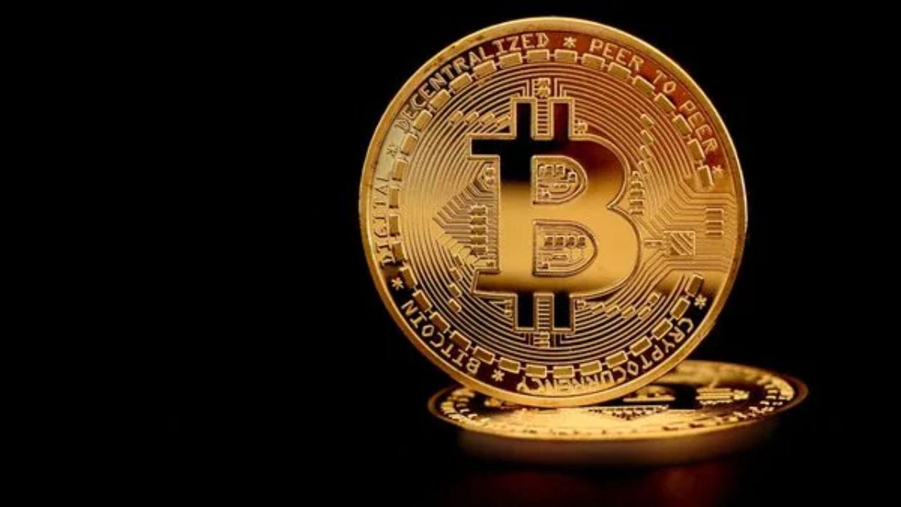 જો બિટકોઈન 105,000-104,600 ની વચ્ચે સપોર્ટ જાળવી રાખે તો ખરીદીની વ્યૂહરચના અપનાવી શકાય છે. 106,500–107,000 ને લક્ષ્ય બનાવવું અને 103,800 ની નીચે સ્ટોપ લોસ રાખવો યોગ્ય રહેશે.