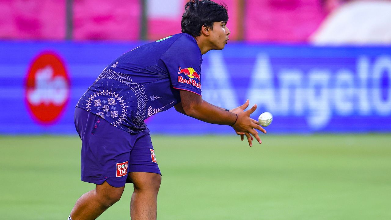 વૈભવ સૂર્યવંશીને આગામી મેચોમાં તેની આ નબળાઈ પર કામ કરવું પડશે. IPLમાં બોલરોનું સ્તર ખૂબ ઊંચું હોવાથી, તેઓ તમારી નબળાઈઓનો ખૂબ જ ઝડપથી ફાયદો ઉઠાવવાનું શરૂ કરી દે છે.