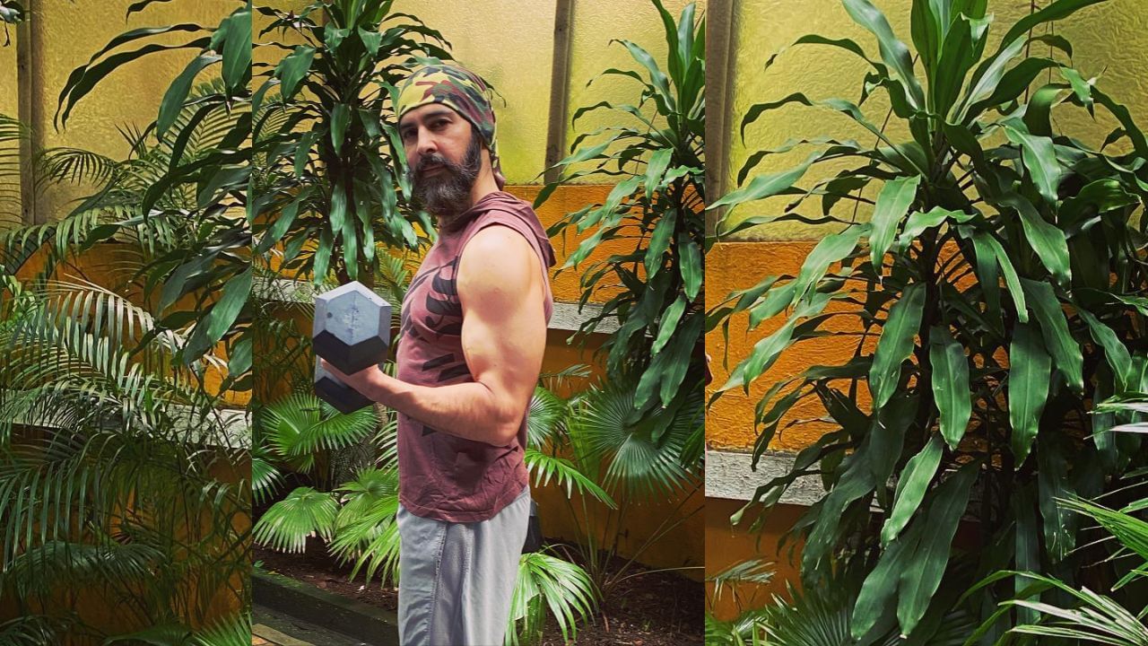 એક સમય હતો જ્યારે છોકરીઓ તેના માટે પાગલ હતી. ડીનો મોરિયા પોતે પણ પોતાની અભિનય અને ફિલ્મો કરતાં પોતાના અફેરને કારણે વધુ ચર્ચામાં રહ્યો છે.  