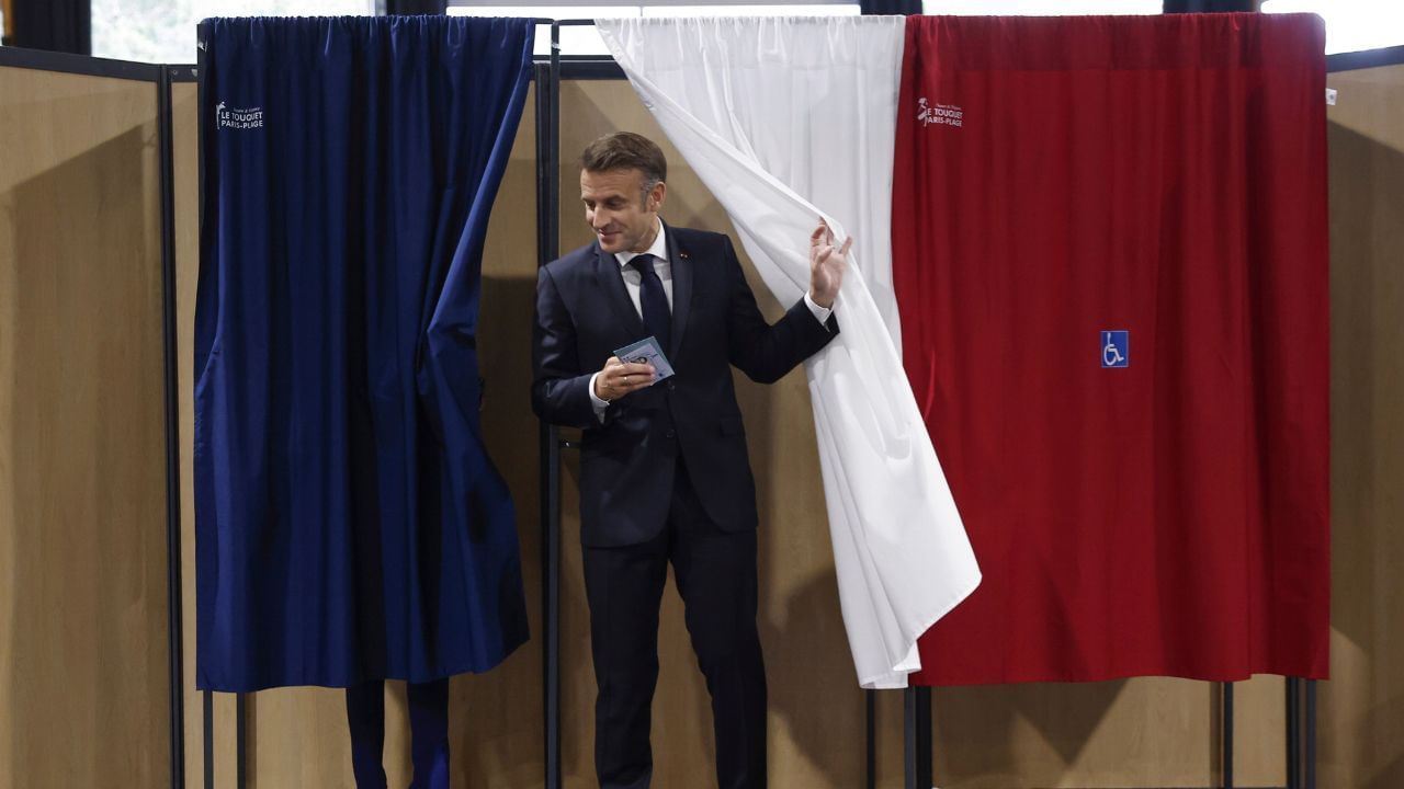 લગ્ન બાદ બંન્નેને કોઈ બાળક નથી. મેક્રોન હવે બ્રિજિટના 3 બાળકોનો પિતા છે.બ્રિજેટનો મોટો દીકરો એમેન્યુઅલ કરતા બે વર્ષ મોટો છે, પહેલા તેઓ ફ્રાન્સના નાણામંત્રી હતા અને પછી રાષ્ટ્રપતિ બન્યા.