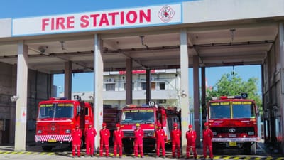 Gandhinagar : જૂના સચિવાલયમાં આગ લાગવાની ખોટી માહિતી ફેલાતા અફરા તફરી,  જુઓ Video