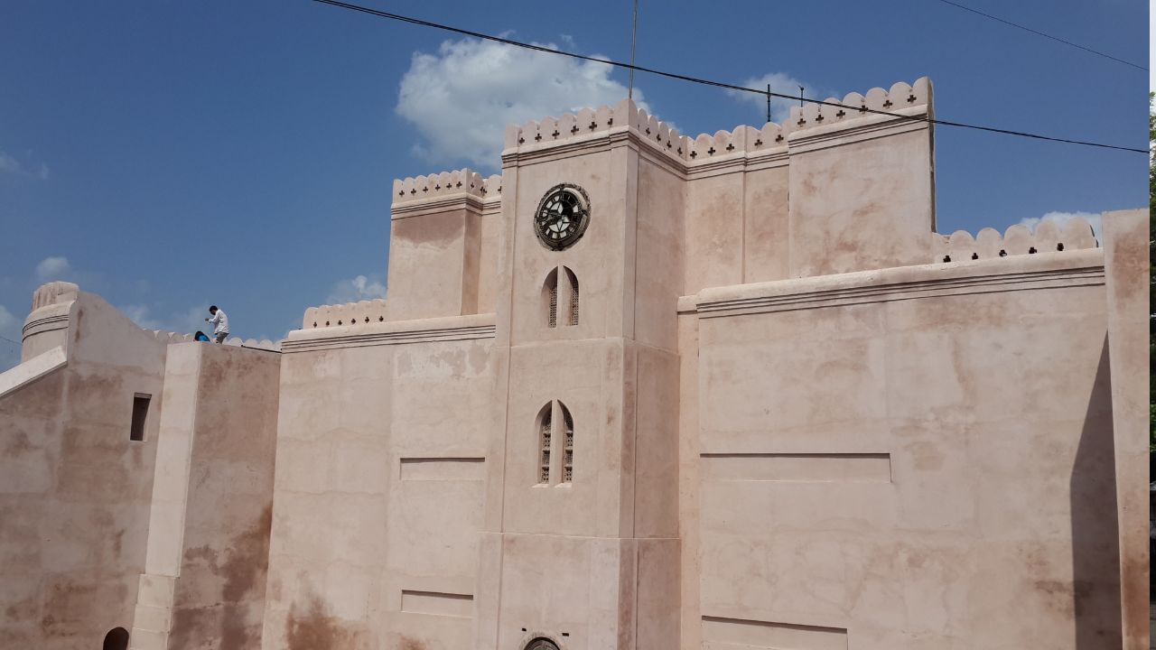 ( આ માહિતી વિવિધ ઐતિહાસિક તથ્યો અને સંશોધનો પર આધારિત છે.  વિગતવાર માહિતી માટે, ઇતિહાસના પ્રમાણભૂત ગ્રંથો અને સંશોધનોનો અભ્યાસ કરવો ઉચિત રહેશે.)  (Credits: - Wikipedia)