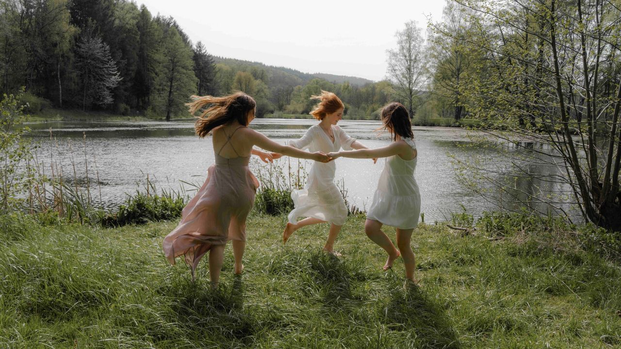 જો નિપલની સાફ -સફાઇ યોગ્ય રીતે ન કરવામાં આવે તો. આનાથી ઈન્ફેકશન થઈ શકે છે.તેમજ આનાથી નિપલમાં દુખાવો , સોજો અને ડિસ્ચાર્જ પણ થઈ શકે છે. આ સમસ્યા ખાસ કરીને સ્તનપાન કરાવનાર માતાઓ માટે પરેશાનીવાળી બની શકે છે.