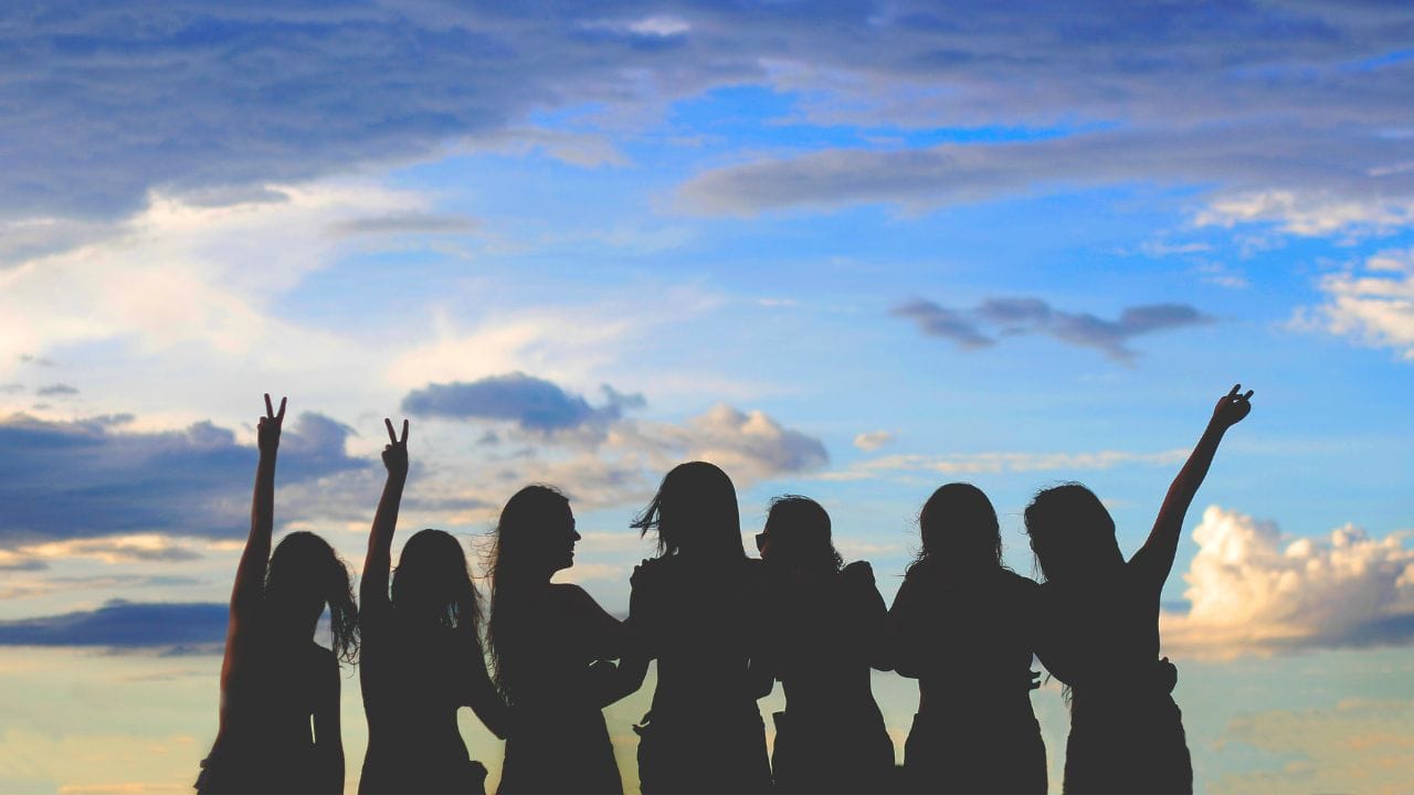 નોંધ : અહીં આપવામાં આવેલી માહિતી ફક્ત આપની જાણકારી માટે છે. કોઈ પણ ઈલાજ કરતાં પહેલા કે,અમલમાં લેતા પહેલા નિષ્ણાતોની સલાહ લેવી જરુરી છે. ( all photo:canva)