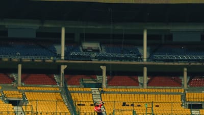  ઈન્ડિયન પ્રીમિયર લીગ આઈપીએલ 2025ના પ્લેઓફમાં પહોંચવાની રેસ હવે વધુ રસપ્રદ બની છે. અત્યારસુધી 3 ટીમ આઈપીએલની પ્લેઓફની રેસમાંથી બહાર થઈ છે.