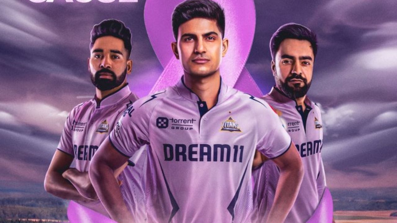 આઈપીએલ 2025ના પ્લેઓફની 4 ટીમ નક્કી થઈ ગઈ છે, હજુ પણ 27 મેના રોજ આઈપીએલ 2025ની લીગ તબક્કો ચાલશે પરંતુ આ પહેલા આઈપીએલમાંથી બહાર થનારી ટીમ નક્કી થઈ ગઈ છે. તેમજ જે ટીમે પ્લેઓફમાં ક્વોલિફાય કર્યું તે પણ નક્કી થઈ ગઈ છે. આ ટીમ હવે ટ્રોફી મેળવવા માટે મેદાનમાં ઉતરશે.