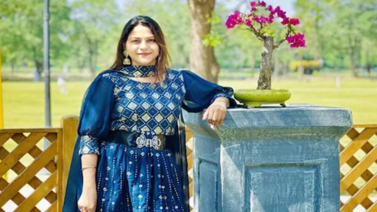 જ્યારે આ 20 હજાર રૂપિયાથી જ્યોતિના સપના પૂરા ન થયા, ત્યારે તેને પૈસા કમાવવા માટે સોશિયલ મીડિયા પ્લેટફોર્મ યુટ્યુબ એક સારો વિકલ્પ લાગ્યો. ધીમે ધીમે તેણે ગ્લેમર મળવા લાગ્યું અને તેની સાથે તેણે કમાણી પણ શરૂ કરી. પરંતુ બાદમાં તેણે ફરીથી પાકિસ્તાન માટે જાસૂસી કરવાનું શરૂ કર્યું. જ્યોતિની ધરપકડ પછી તે કેટલું વૈભવી જીવન જીવતી હતી તે પ્રકાશમાં આવ્યું.
