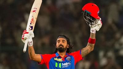 ટીમ ઈન્ડિયાના સ્ટાર બેટ્સમેન કેએલ રાહુલ માટે છેલ્લા કેટલાક મહિના ખૂબ સારા રહ્યા છે. તેણે ભારતને ચેમ્પિયન્સ ટ્રોફી જીતવામાં મહત્વપૂર્ણ ભૂમિકા ભજવી હતી. અ સિવાય IPL 2025માં પણ તે સારું પ્રદર્શન કરી રહ્યો છે. તેને ટૂંક સમયમાં BCCI તરફથી આ સારા પ્રદર્શનની ઈનામ મળી શકે છે.