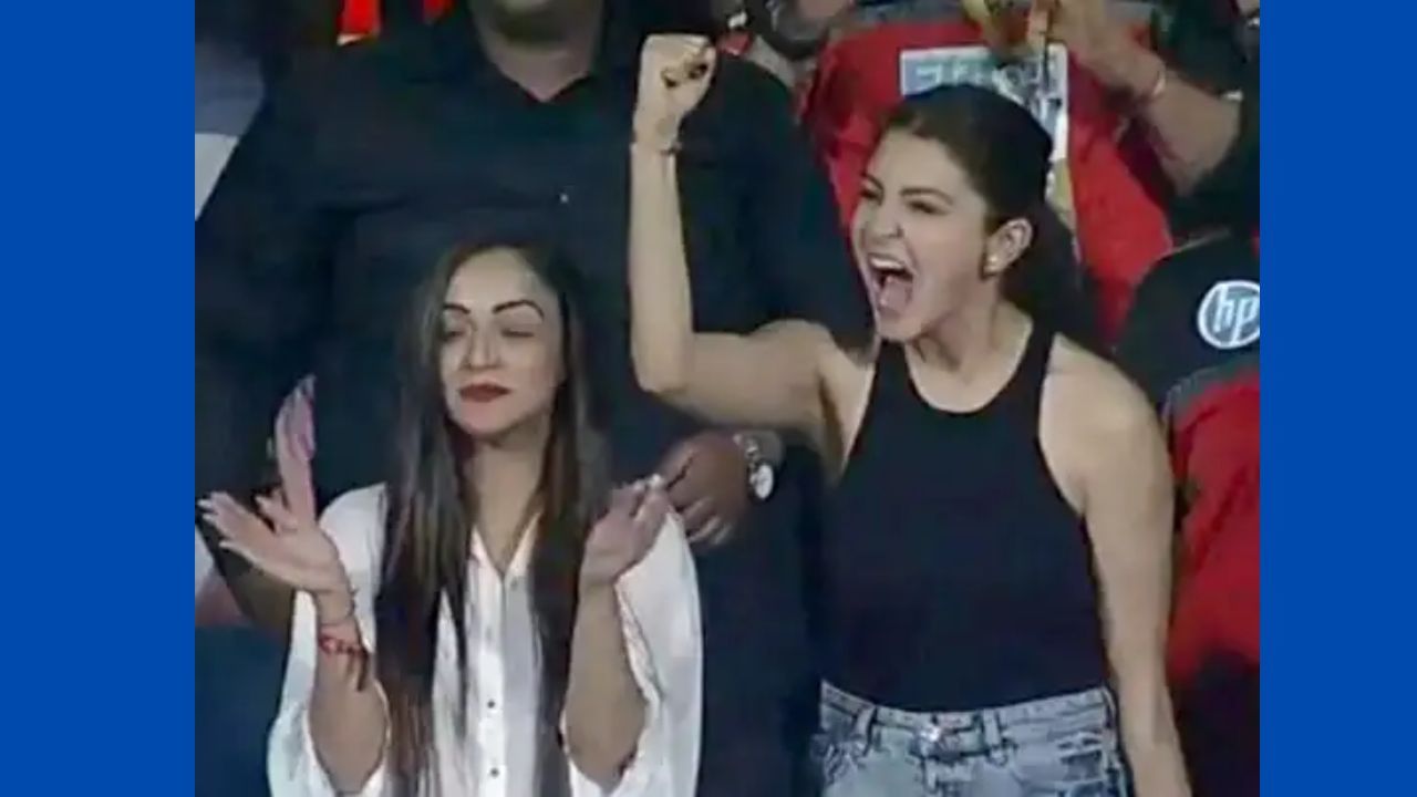 
પ્રાપ્ત માહિતી અનુસાર, માલવિકા નાયકે ઘણા મોટા ગ્રાહકો સાથે કામ કર્યું છે અને પ્રોજેક્ટ વિકાસમાં વ્યાપક અનુભવ ધરાવે છે. તેણી પાસે MBA ડિગ્રી છે અને કાનૂની કરારો ઉપરાંત, તેણીને વ્યવસાય કાયદાઓની પણ સારી સમજ છે.