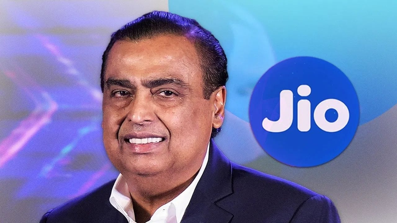 Jio એ ગયા અઠવાડિયે ટેકનિકલ વિભાગ TEC ને એક વિનંતી મોકલી હતી. જેમાં કંપનીએ કહ્યું છે કે તે 26 GHz બેન્ડનો ઉપયોગ Wi-Fi સેવાઓ માટે કરવા માંગે છે. જોકે, આ અંગે Jio તરફથી કોઈ સત્તાવાર પ્રતિક્રિયા કે નિવેદન આવ્યું નથી.