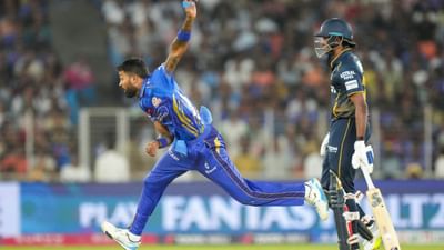 આઈપીએલ 2025માં મુંબઈ અને ગુજરાત ટાઈટન્સ વચ્ચે વાનખેડેના મેદાનમાં રમાયેલી 57મી મેચમાં મુંબઈની હારથી હજારો ચાહકો હાર્દિક પંડ્યાથી નારાજ છે. કારણ કે, તેની 3 ભૂલના કારણે મુંબઈએ પ્લેઓફમાં એન્ટ્રી કરવાની તક ગુમાવી છે.