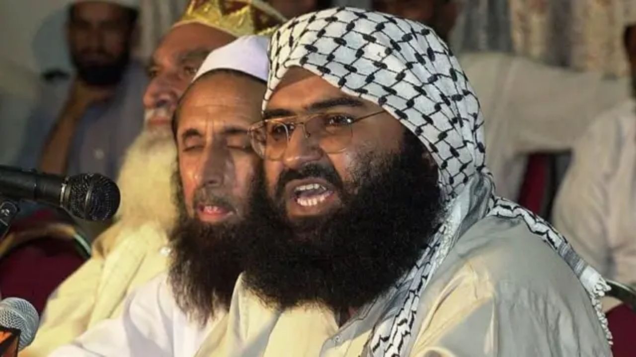 Operation Sindoor Pakistan Pays Compensation to Masood Azhar Family and Terrorist (3)