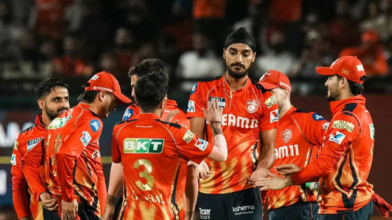 Breaking News : પાકિસ્તાન હુમલાને કારણે પંજાબ-દિલ્હી IPL મેચ રદ્દ, ધર્મશાલા સ્ટેડિયમની બધી લાઈટો બંધ