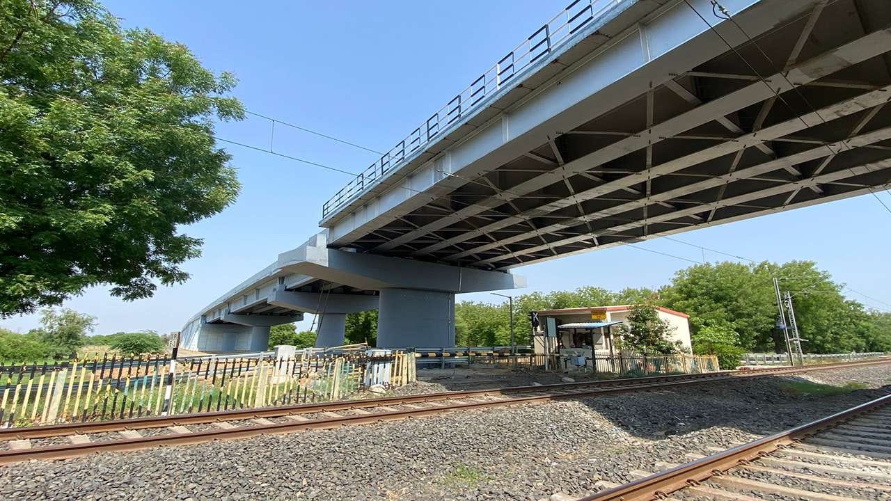 PM Modi inaugurates 4_2_11zon