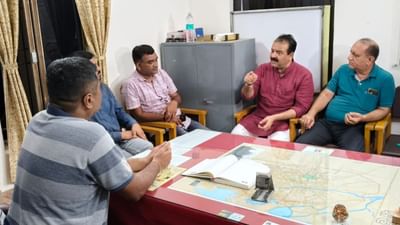 Rajkot : PGVCLના ધાંધિયાથી પ્રજાની સાથે નેતા પણ પરેશાન, BJPના નેતાએ કર્યો હલ્લાબોલ, જુઓ Video