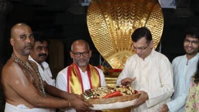 શું ભગવાનના ચરણે ધરાવેલું કરોડોનું સોનું LSGને ટ્રોફી જીતવામાં મદદ કરશે?