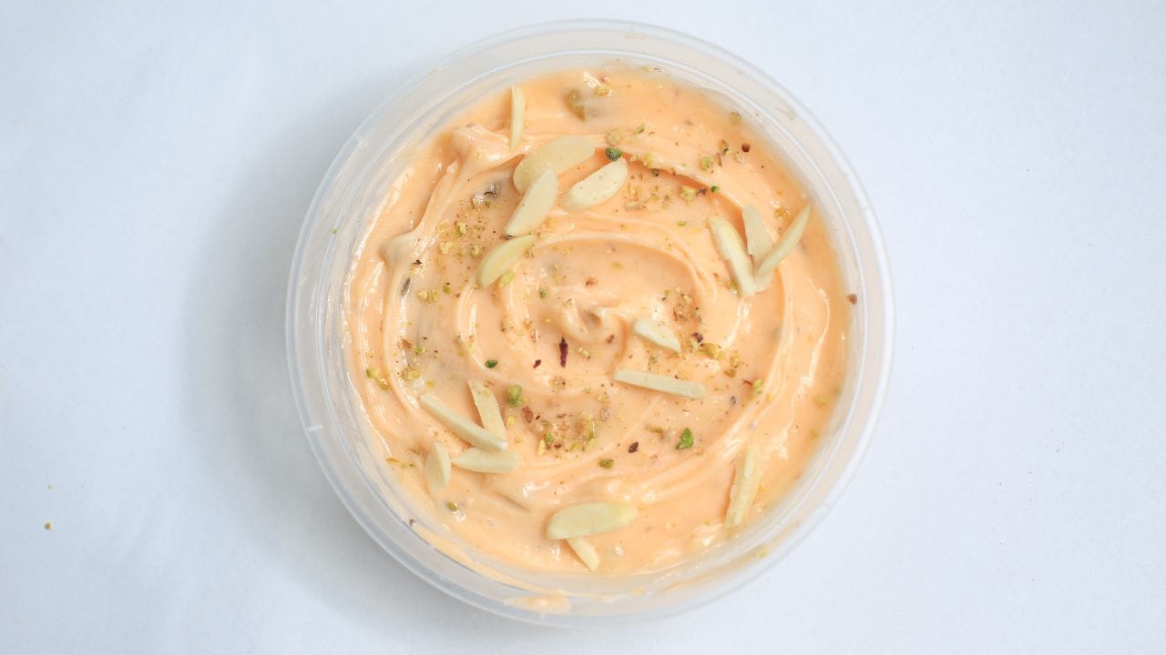 શ્રીખંડ એ દરેક ઘરમાં ખવાતી વાનગી છે. 