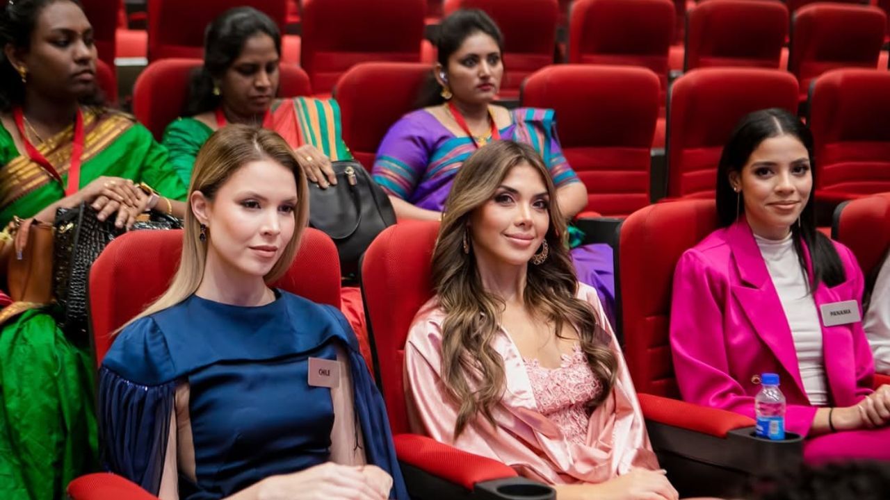 આ કાર્યક્રમના ભાગ રૂપે એક શસ્ત્ર પ્રદર્શનનું પણ આયોજન કરવામાં આવ્યું હતું જ્યાં 107 કન્ટેસ્ટન્ટ તેલંગાણા પોલીસ દ્વારા જાહેર સલામતી સુનિશ્ચિત કરવા માટે ઉપયોગમાં લેવાતા અદ્યતન શસ્ત્રો અને રક્ષણાત્મક સાધનોને નજીકથી જોવાની તક મળી.