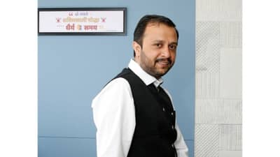 The SMART Taxi સાથે ફ્લાઇટ-હોટેલ બુકીગ કરાવી કરો મોટી બચત