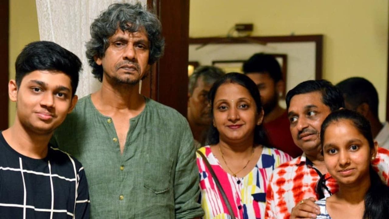 2001માં તેમણે મોન્સૂન વેડિંગ ફિલ્મમાં દુબેજીની ભૂમિકા ભજવીને તેમની સફળતા મેળવી. અભિનેતા વિજય રાજે રન (2004) અને ધમાલ (2007) માં તેમની કોમેડી ભૂમિકા માટે ઓળખ મેળવી. તેઓ દિલ્હી બેલી (2011) અને દેઢ ઇશ્કિયા (2014) માં ગેંગસ્ટર ભૂમિકાઓ ભજવવા માટે જાણીતા છે