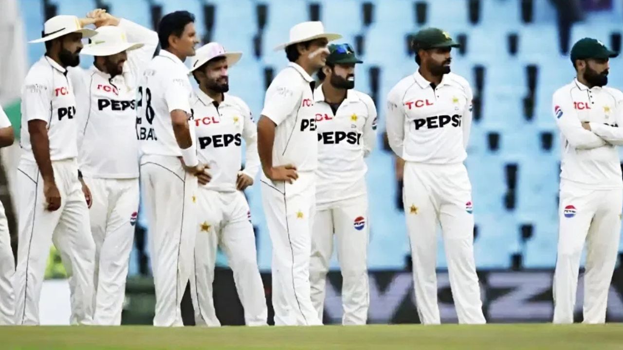 જો કમાણીની વાત કરીએ તો પાકિસ્તાનને ઈનામી રકમના રૂપમાં સૌથી ઓછી રકમ મળી રહી છે. ICC તેમને 480,000 યુએસ ડોલર એટલે કે લગભગ 4.10 કરોડ રૂપિયા ઈનામ તરીકે આપી રહ્યું છે.