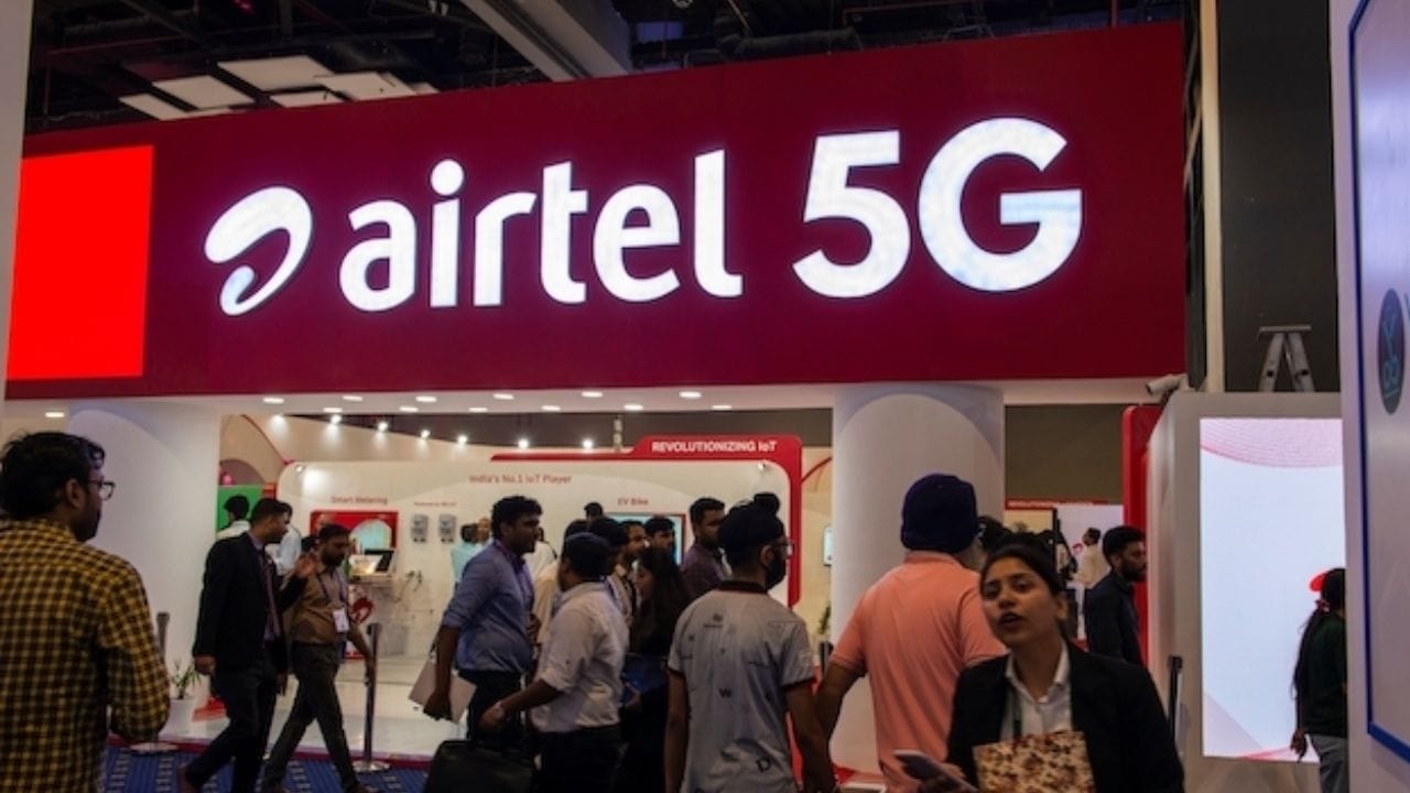 આ પ્લાનમાં 84 દિવસની વેલિડિટી મળે છે તેમજ આ પ્લાનમાં Netflix Basic, Extreme Play Premium ની સાથે 22 થી વધુ OTT અને Jio Hotstar Super જેવી એપ્સનો મફત એક્સેસ પણ આપવામાં આવે છે.