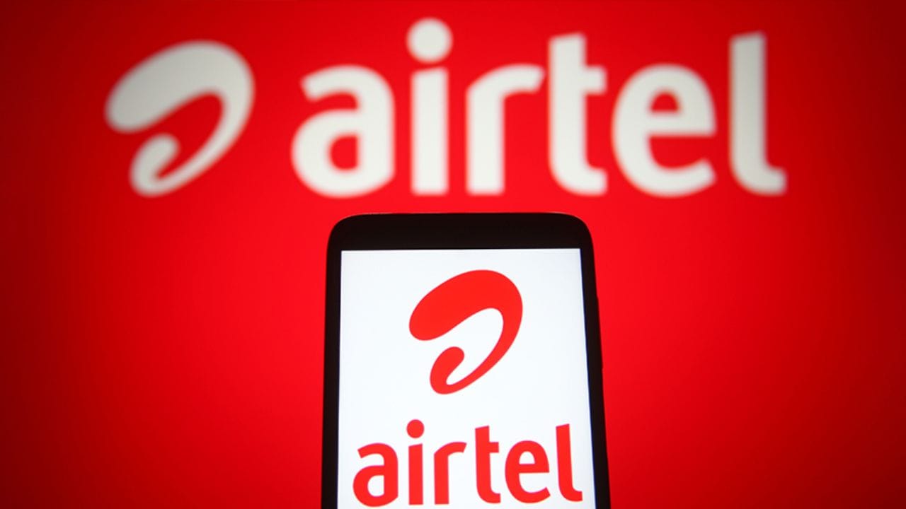 Airtel 1729 Plan: આ એરટેલ પ્રીપેડ પ્લાન દરરોજ 100 SMS, અનલિમિટેડ વોઇસ કોલિંગ અને 2 GB હાઇ સ્પીડ ડેટા ઓફર કરે છે. 