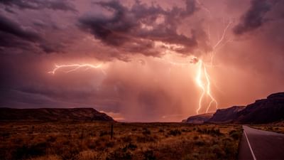 હિન્દીમાં ઘણી લોકપ્રિય કહેવતોમાં એક એવી કહેવત છે કે "જો ગરજતે હે વો બરસ્તે નહીં." આ કહેવતનો સામાન્ય અર્થ એ થાય છે કે જે લોકો વધારે બોલતા હોય, તે કદાચ ઓછું કામ કરતા હોય.પરંતુ આ કહેવત પાછળ એક વૈજ્ઞાનિક દ્રષ્ટિકોણ પણ છે જે ખૂબ જ રસપ્રદ છે. (Credits: - Canva)