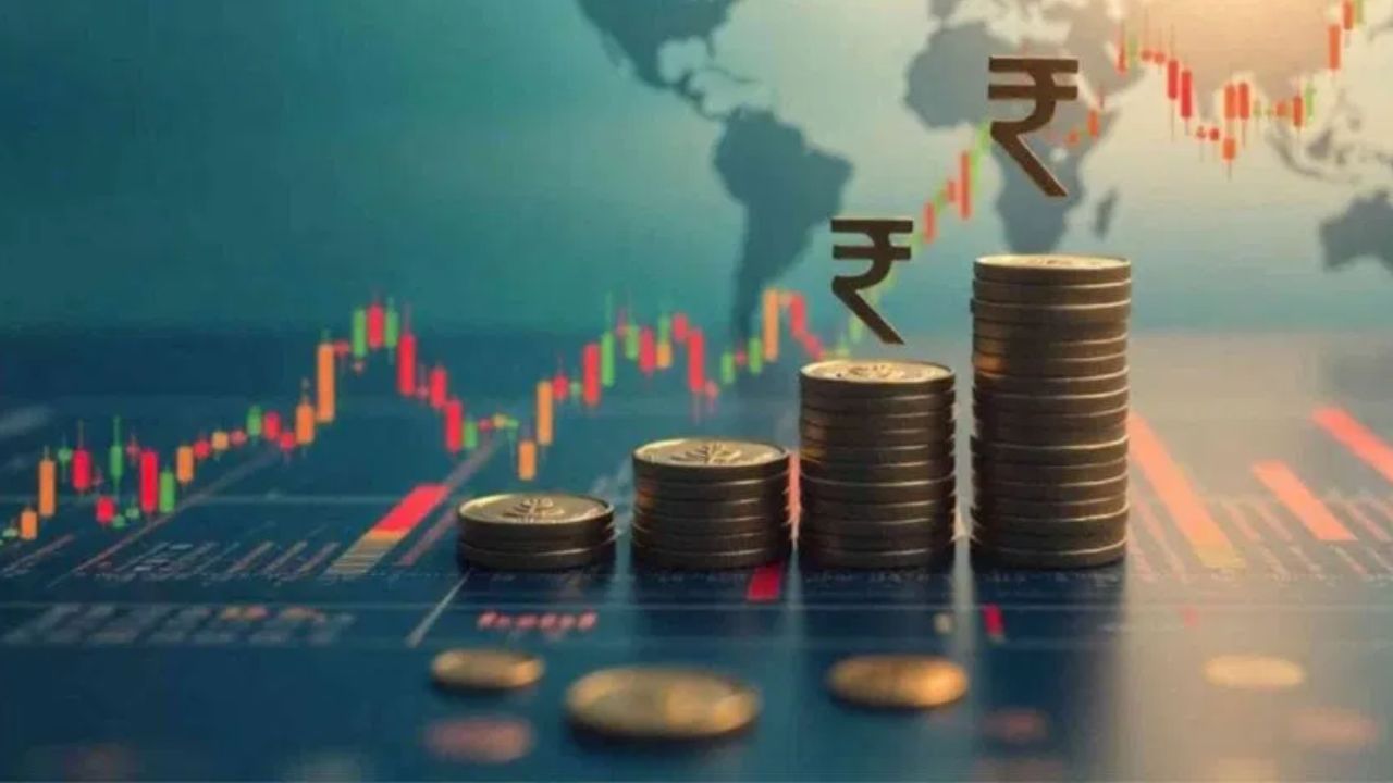 સ્થાનિક મોરચે, એપ્રિલમાં GST કલેક્શન 12.6% વધીને રૂ. 2.37 લાખ કરોડના સર્વોચ્ચ સ્તરે પહોંચ્યું, જે સરકારે કહ્યું કે અર્થતંત્રની મજબૂતાઈ અને સહકારી સંઘવાદની સફળતા દર્શાવે છે. એપ્રિલ 2024માં કુલ કલેક્શન રૂ. 2.10 લાખ કરોડ હતું, જે GST લાગુ થયા પછીનો બીજો સૌથી વધુ છે, જ્યારે ચોખ્ખો સંગ્રહ રૂ. 1.92 લાખ કરોડ હતો.