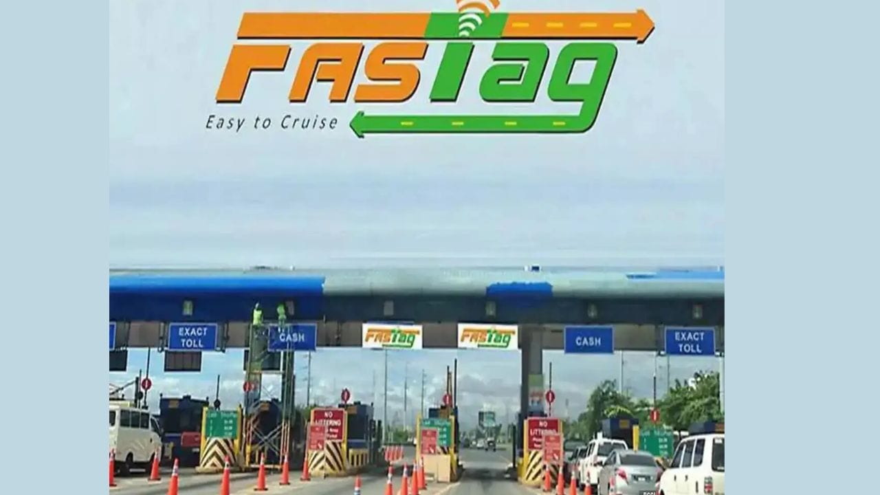 રોડ ટ્રાન્સપોર્ટ અને હાઈવે મંત્રાલય અનુસાર, NHAI નું કુલ નેટવર્ક દેશભરમાં 1.5 લાખ કિમી છે. આમાં લગભગ 90 હજાર કિમી નેશનલ હાઈવે ઓથોરિટી ઓફ ઈન્ડિયા પાસે છે. જેમાં 45000 કિમી ટોલ વસૂલવામાં આવે છે. આ NH પર 1063 ટોલ પ્લાઝા છે. લાખો વાહનો દરરોજ આવે છે અને જાય છે.